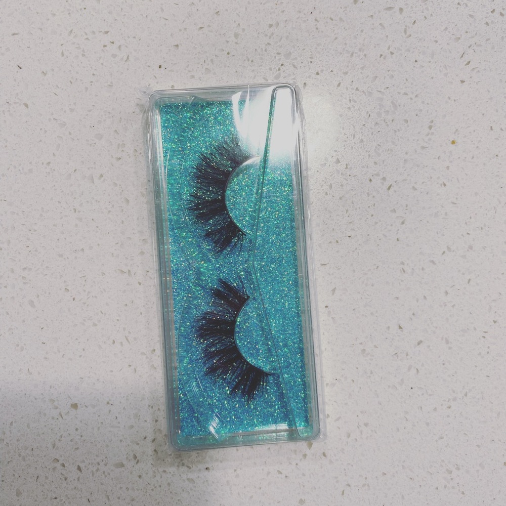 Mink eyelashes